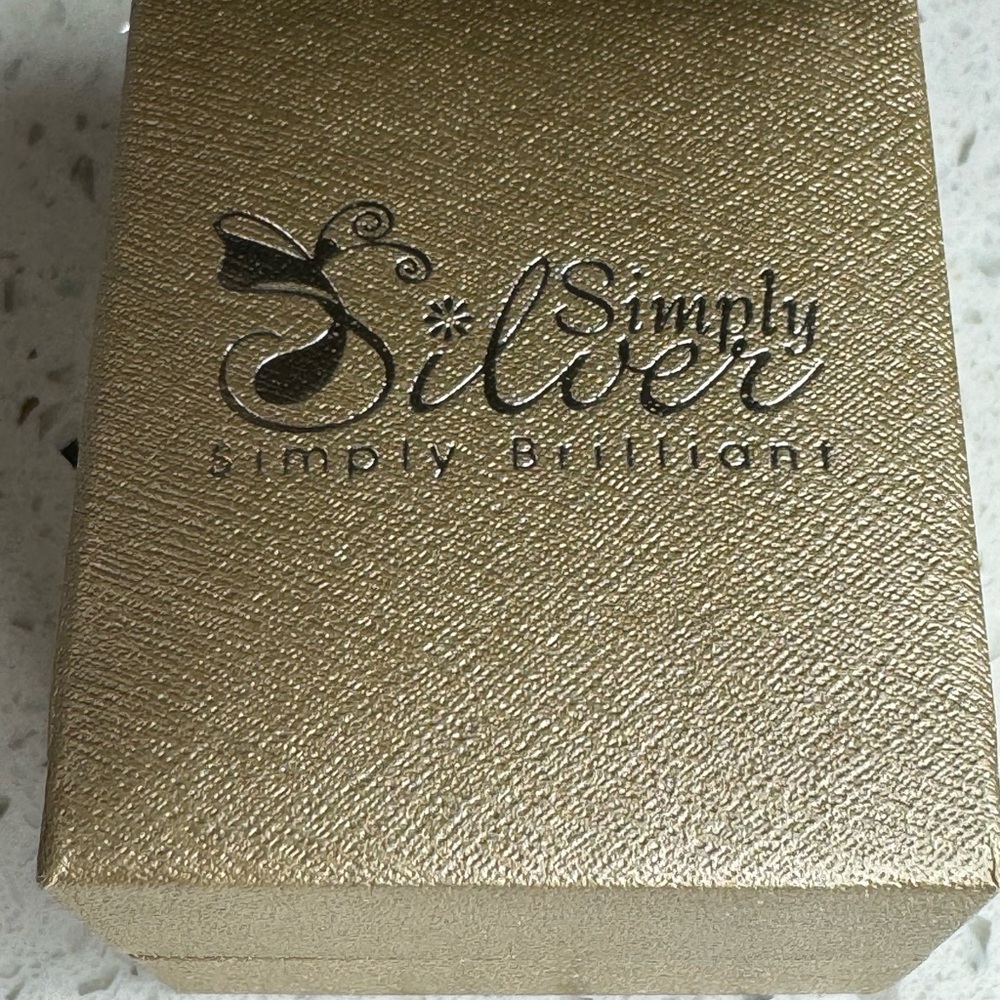 STERLING SILVER TRIPLE ROW ETERNITY BAND SIZE 9 - Picture 17 of 17